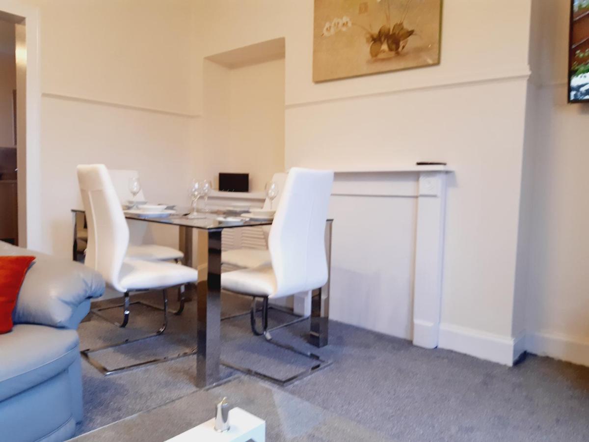 Carvetii - Vincent House - Large 3 Bedroom Apartment With On-Site Parking Lochgelly Exterior photo